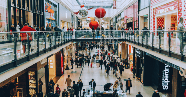 Implementing Bespoke Software Solutions in the Retail Industry: A Modern Guide